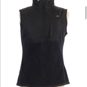 Snozu Sleeveless Fleece Jacket. S
